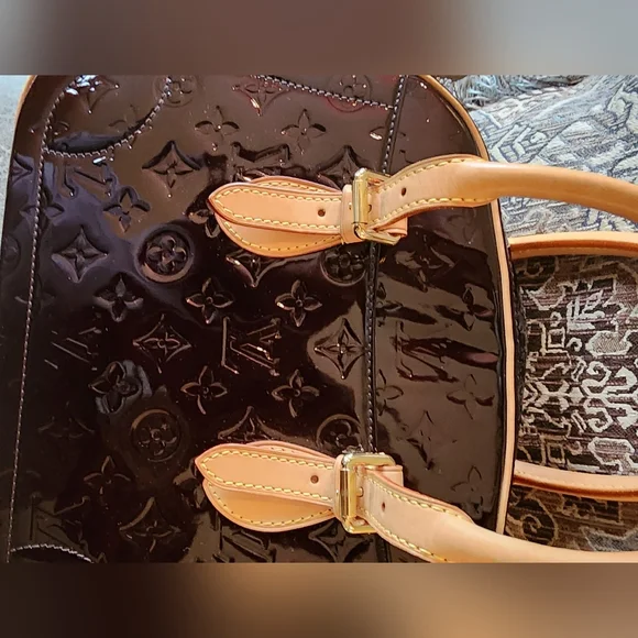 Authentic Louis Vuitton Amarante Monogram Vernis Bag/Dust Bag/Coa/Pristine - Picture 4 of 7